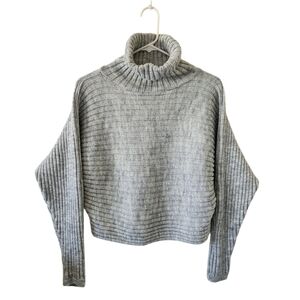 Missguided Grey Ribbed Cropped Turtleneck Sweater